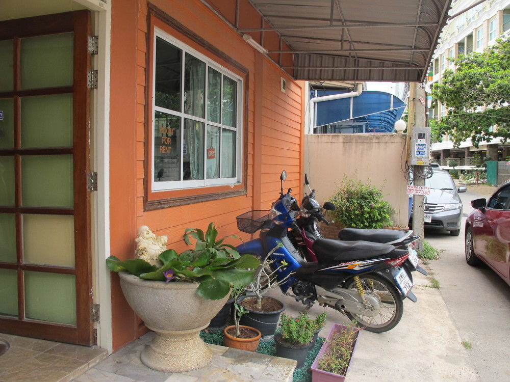 Hotel Aura House Pattaya Exteriér fotografie